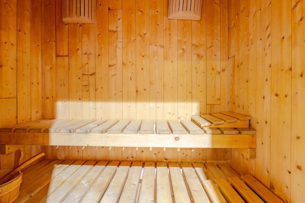 Appartement En Chalet Individuel Sauna Piscine Valmeinier Exterior photo